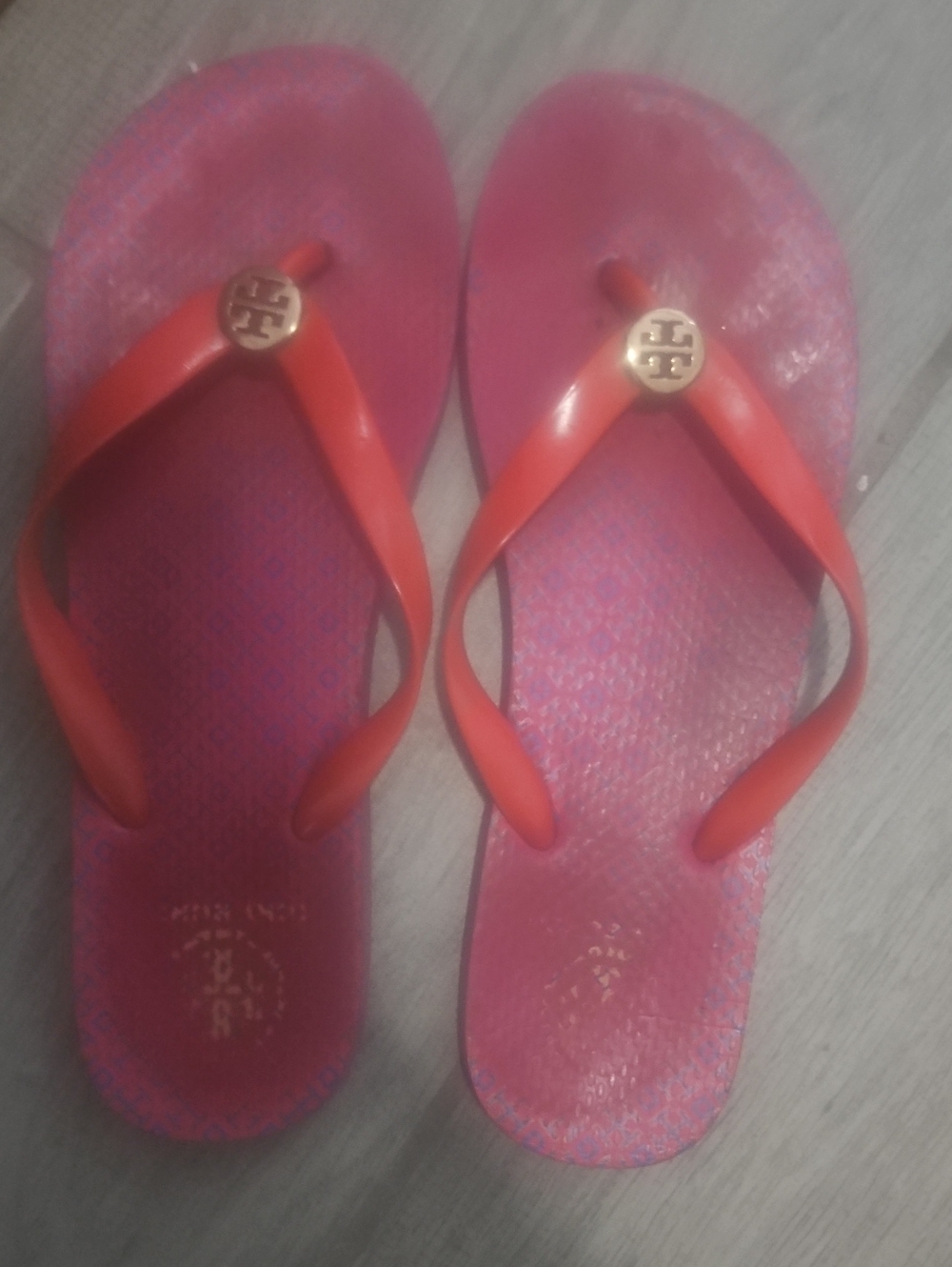 Tory Burch Women's Pink Flip-Flop Sandals with Gold Accent